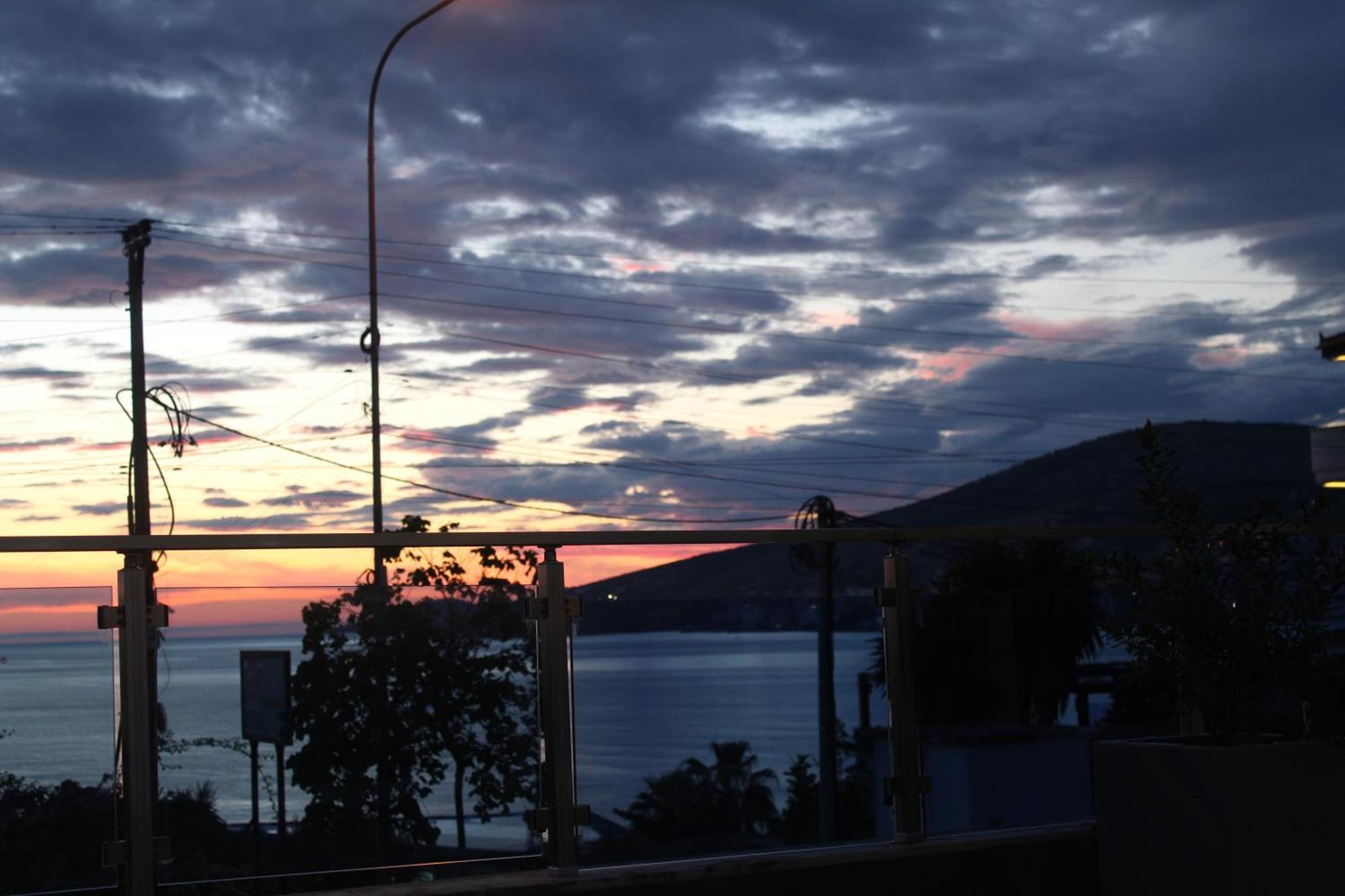 Hotel Agel Sarande Exterior photo