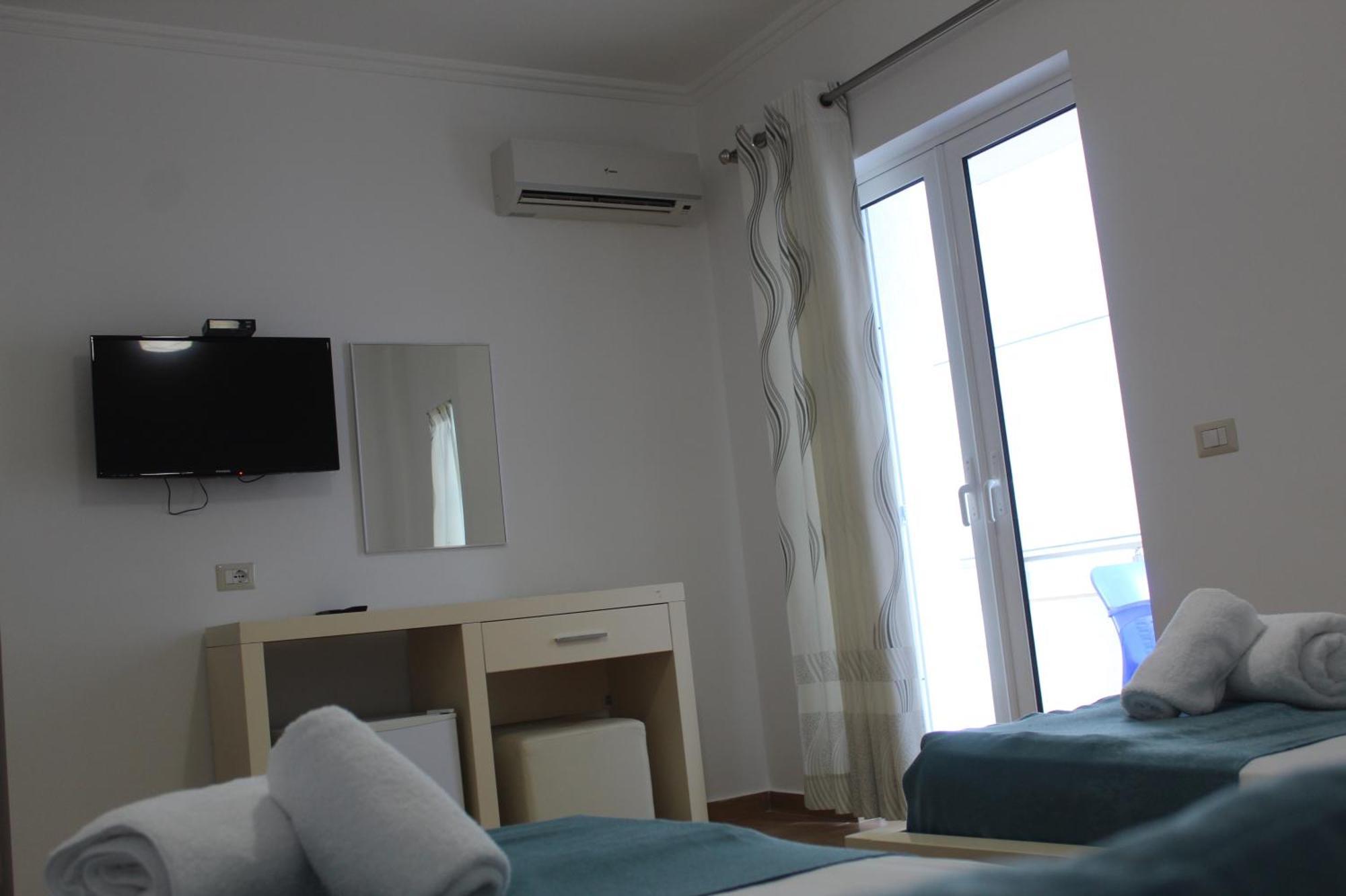 Hotel Agel Sarande Exterior photo
