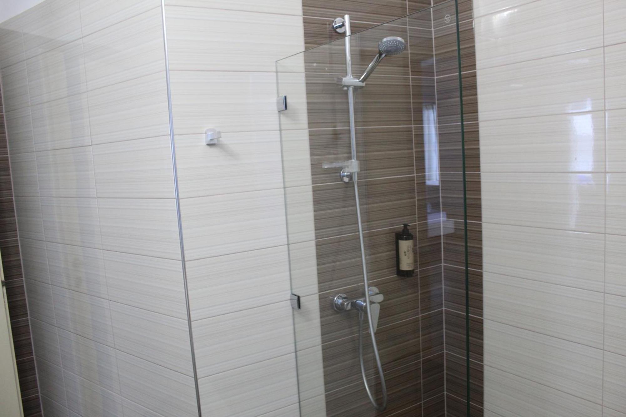Hotel Agel Sarande Exterior photo