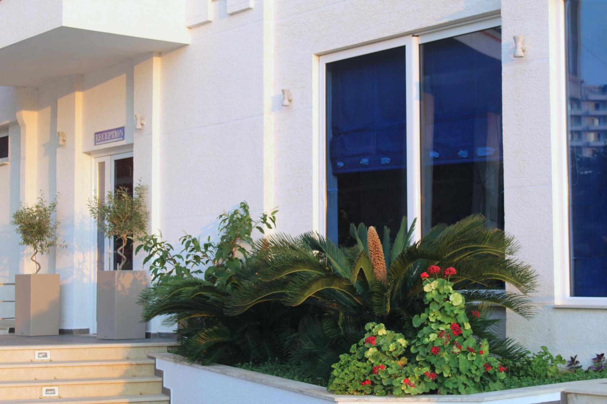 Hotel Agel Sarande Exterior photo